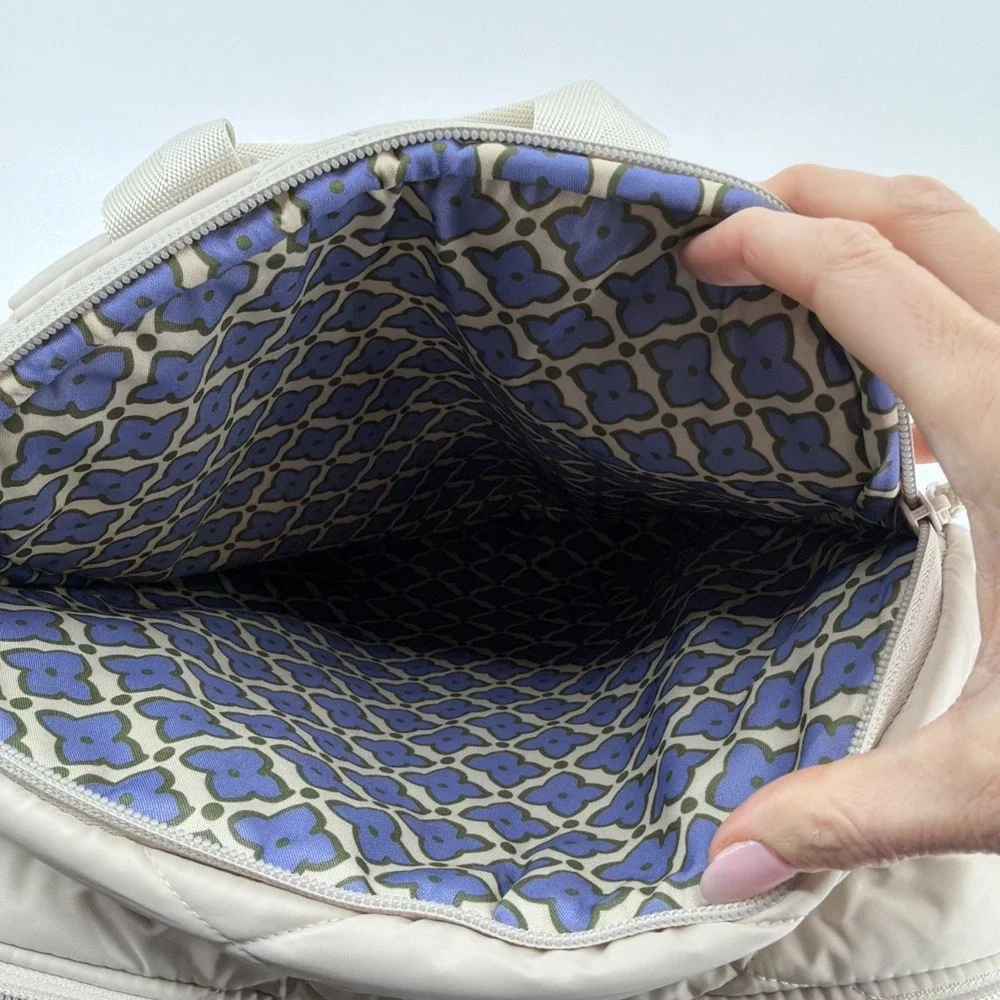 Vera Bradley ~ ‎ "Pumice Stone" ~ Essential Large Backpack New $195 - Picture 5 of 8